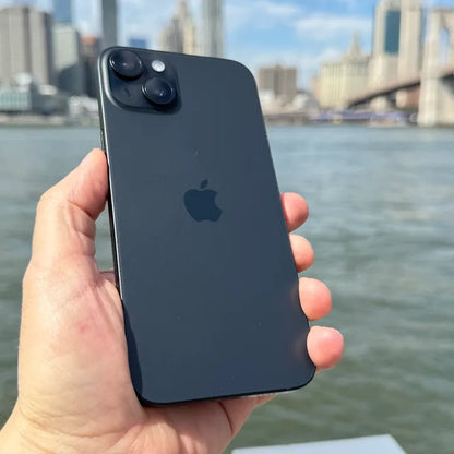 Apple iPhone 15